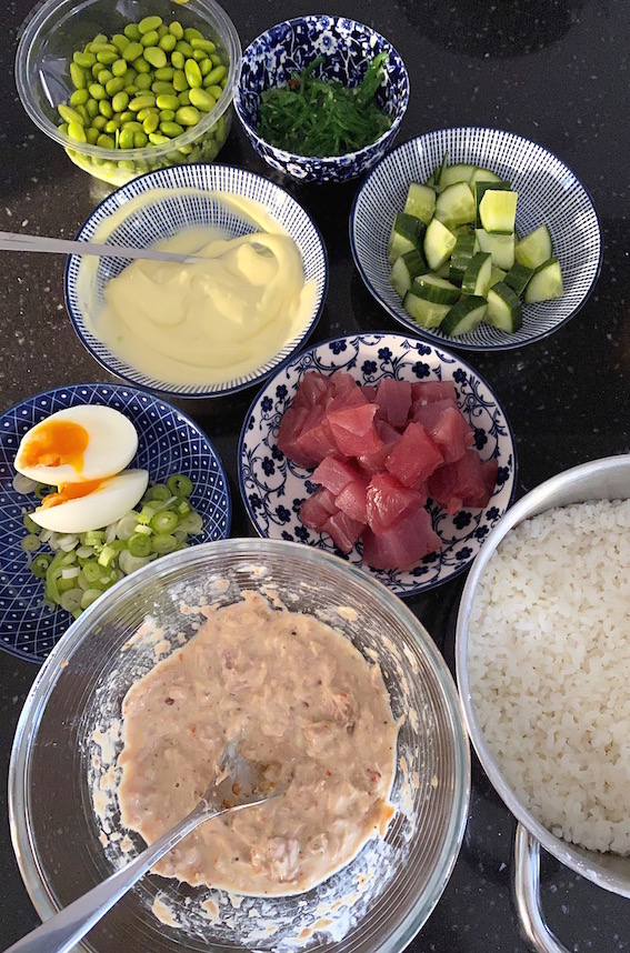 Poké bowl met pittige tonijn | ENJOY! The Good Life